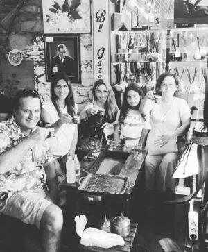 Hilal Saral Instagram - #şirince#aile#tatil#bodrum#selçuk#meryemanamanastırı @semaisiksaral  @yaseminsaral  hakansaral  @adadenizsaral