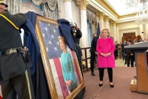 Hillary Clinton Instagram - Scenes from the unveiling of my official Secretary of State portrait at the @statedept yesterday. Thanks to all the colleagues and friends who came out to celebrate that chapter of our work together, to @secblinken and Evan Ryan for hosting us, and to everyone at State for their unwavering public service. Photos by the great @barbarakinney.