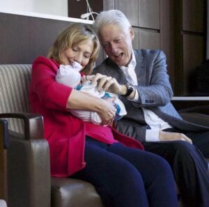Hillary Clinton Instagram - My most profound hope for my grandchildren, and for every child, is that they have the chance to live up to their God-given potential. To do it, they'll need a healthy planet. ⁣
⁣
This Earth Day, let's recommit to leaving them a thriving place to reach for their dreams.