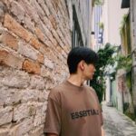 Him Law Instagram - 聽日(27號)我會去到吉隆坡安邦，參觀馬來文、英文老師@Alex & Aaron老師電影院般嘅課室 聽日見！📣