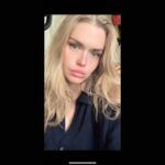 Holland Roden Instagram - When my family went out for a holiday lunch, and I had to stay home Bc of traveling outside the U.S. COVID testing…. When left unattended…I discovered 2021 hair color shopping 🤦‍♀️🙄 To the last year of remote living 🍾 This pink hair trend…🥳 Bored of Boredom