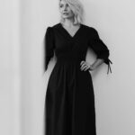 Holly Willoughby Instagram - Happy Saturday…How stunning is this little black dress? I’m in love! It’s from my newest edit for M&S and the shape and fit are just perfect ✨ Dress – T691656 Shoes – T022154A @marksandspencer @marksandspencerstyle #MyMarks #AD 🖤