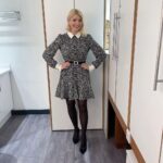 Holly Willoughby Instagram - Morning Thursday… see you on @thismorning with the gorgeous @abbeyclancy and @crouchy The ultimate love birds talking about their new pod cast The therapy Crouch. See you at 10am 🖤#hwstyle💁🏼‍♀️✨ dress by @me_andem 🎀