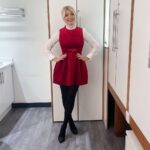 Holly Willoughby Instagram - Morning Tuesday… see you on @thismorning with @martinlewismse #cliffrichard #ashleyjensen @stephenfryactually @iamginodacampo @therealgokwan … what a line up!!!! See you at 10am. #hwstyle💁🏼‍♀️✨ dress and shirt by @zara shoes by @lkbennettlondon