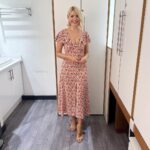 Holly Willoughby Instagram - Morning Monday… join me and @dermotoleary on the sofa at 10am. Today we talk to @scott.mitchell3 @seldasoulspace @patsykensit and @misterosman ✨ #hwstyle💁🏼‍♀️✨ dress by @asos 🩷