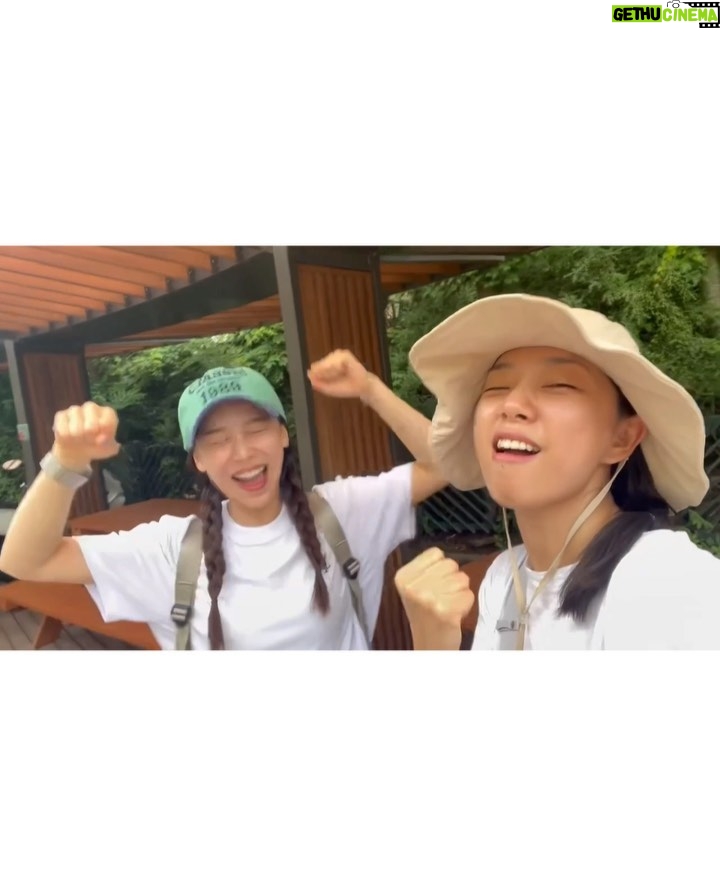Hong Ji-hee Instagram - 관악산 등산 후 먹은 태국 음식은 감동….🥹 체력이 남네? 다음엔 어디를 가보까😎💙