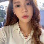 Hong Ji-hee Instagram - 세로사진 모음 마지막 사진 조금 무서움 주의 #빅마우스