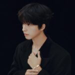 Hong Kyung Instagram - The first truly sustainable collection meets pavé diamonds. @prada #PradaFineJewerly #광고