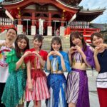 Honoka Akimoto Instagram - . お知らせ💓 NHK名古屋「Uta-Tube」 2週にわたって出演させていただきます♪ 愛知の街を堪能しながら 路上で思い出の楽曲をパフォーマンス💃 11年の思い出に浸って少しおセンチ、、、 と思いきや！ずーーーっと笑ってました🤣 ぜひ観てください♪ ⏰放送日時 9月16日（土）11:15〜 9月23日（土）11:15〜 #NHK名古屋 #utatube #ウタチューブ #TEAMSHACHI 名古屋テレビ塔