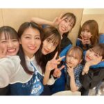 Honoka Akimoto Instagram - . 音楽とファッションのエンターテイメント💙 ランウェイ歩くの人生初だったけど とーっても楽しかったです🤭 そして、やっぱり生演奏って最高だー！ #COLORZwithSHEIN2023 @SHEIN_Japan #TEAMSHACHI #SHEINforall #SHEINコーデ #COLORZ2023 会場が青で溢れてました😊💙 Zepp名古屋