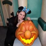 Honoka Akimoto Instagram - . 違う顔見つける度に撮ってた🎃 似てる〜🎃？ #ディズニーハロウィン #ディズニー ディズニーランド