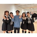 Honoka Akimoto Instagram - . 中学14年生(？) 秋本帆華です👶🏻 #秋田分校 ありがとうございました👹 秋田の皆さん優しすぎて ライブとっても楽しかったです♪ えまちゃんと「君にぴったりな歌」 一緒に披露できて感慨深かったなぁ✨ 前日から秋田入りして美味しいもの沢山食べて 秋田のことが更に大好きになりました🌾💓 また来れますように♪ #ABS秋田放送さんありがとうございました！ #校長ありがとうございました🥸 Akita, Akita