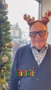 Hugh Wallace Instagram - Merry Christmas everyone. Wishing you all a wonderful holiday. Dublin, Ireland