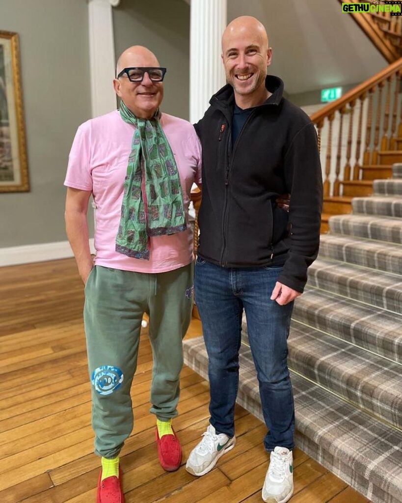 Hugh Wallace Instagram - Tonight is the final of @rtehomeoftheyear I thought I would share some of the behind the scenes of the final. 1. Sam, sound man extraordinare 2. Joe, camera genius 3. The crew, incredibly hardworking. The show is about to begin…. Great excitement and nerves…… who will WIN? 🏆 #rtehomeoftheyear Palmerstown House