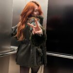 Huh Yun-jin Instagram - cutie w her booties