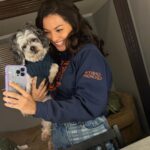 Humberly Gonzalez Instagram - Some 🤳🏽 with some gems! @gngbts • The show takes the #1 spot of the Nielsen Streaming charts with 2.5 billion minutes watched in its first week alone, that’s impressive 🤯 #GinnyAndGeorgia