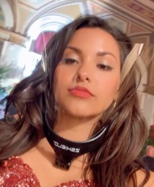 Humberly Gonzalez Instagram - SLUMBERLAND 💭🛌
Out today on @netflix ‼️
So happy I got the opportunity to be a part of this magical story
Thank you @francishlawrence for your direction and vision!!
It was a dream come true getting to show @prideofgypsies my salsa moves, we had so much fun learning the choreo by the brilliant minds of @melissamitro & @franswag 💃🏽
This entire cast is so special and I hope you have as much fun watching as we had making it✨
.
.
.
.
.
#Slumberland #Netflix #Movie