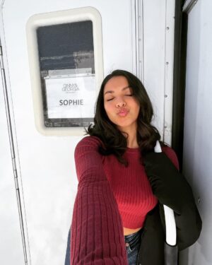 Humberly Gonzalez Instagram - Pics from Season 2 but celebrating Season 1 •A year ago today the world got to meet Sophie!!!• Happy One Year Peaches 🍑🧡 
What is your favourite memory from the show?