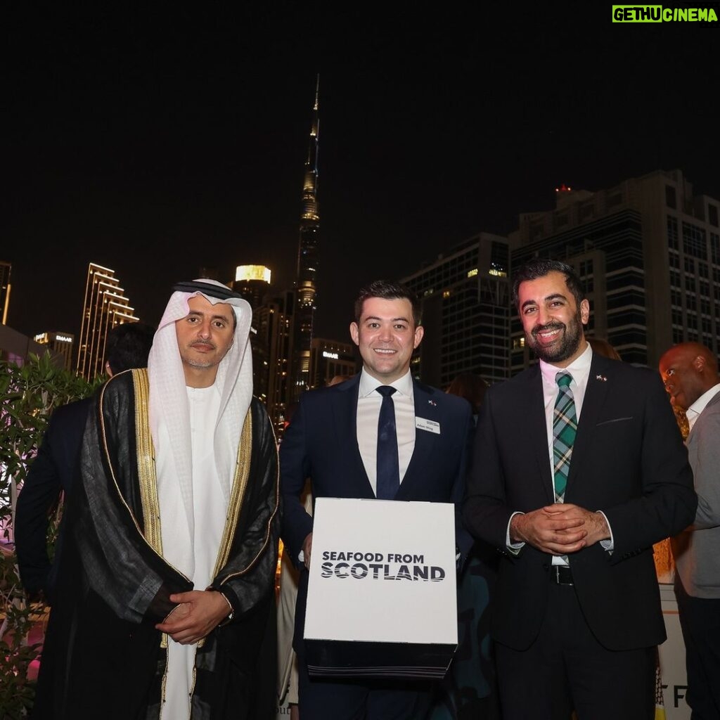 Humza Yousaf Instagram - A pleasure to host @ScotGov's 🏴󠁧󠁢󠁳󠁣󠁴󠁿 #StAndrewsDay reception #COP28 and showcase Scotland's sustainable food and drink produce. I was delighted to be joined by His Excellency Sheikh Maktoum Bin Butti Al Maktoum @maktoumbinbutti Our delegation includes representatives from our renewable energy, agritech, space data, and bio-engineering businesses. All playing a vital role in our transition to net zero. #LetsDoNetZero Dubai, United Arab Emirates