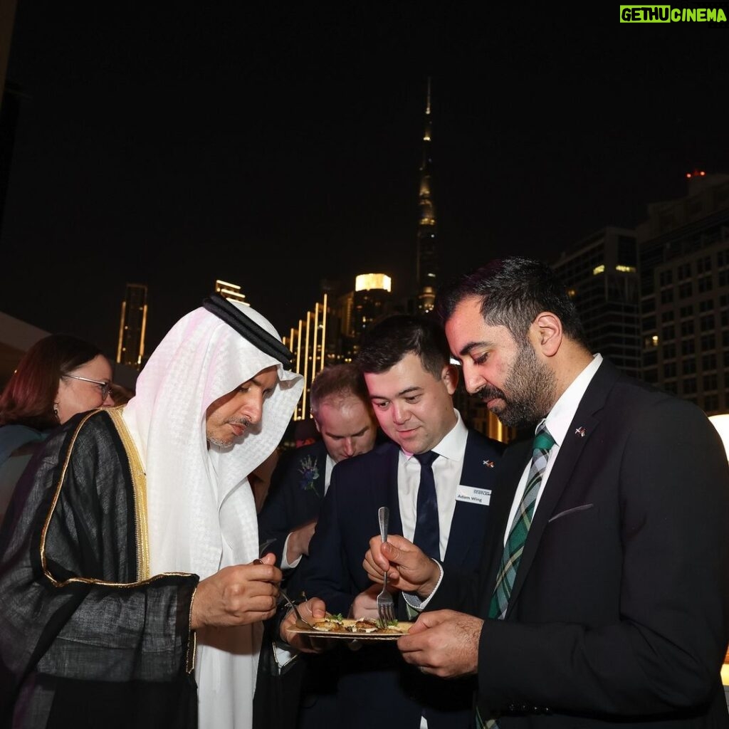 Humza Yousaf Instagram - A pleasure to host @ScotGov's 🏴󠁧󠁢󠁳󠁣󠁴󠁿 #StAndrewsDay reception #COP28 and showcase Scotland's sustainable food and drink produce. I was delighted to be joined by His Excellency Sheikh Maktoum Bin Butti Al Maktoum @maktoumbinbutti Our delegation includes representatives from our renewable energy, agritech, space data, and bio-engineering businesses. All playing a vital role in our transition to net zero. #LetsDoNetZero Dubai, United Arab Emirates
