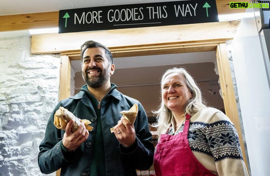 Humza Yousaf Instagram - A pleasure to join @thesnp colleagues in Dunblane to visit some of the incredible local businesses and community organisations on the High Street. Small businesses are the lifeblood of our communities and 100,000 are paying no rates thanks to @thesnp’s Small Business Bonus.