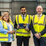Humza Yousaf Instagram – ✅ Energy transition ✅ Scaling innovation ✅ Attracting investment

With our vast renewables potential, the transition to #netzero is an enormous economic opportunity for Scotland.

In Aberdeen at Verlume, I joined @neil_graysnp to launch Scottish Enterprise’s economic transformation plan.

[LINK IN BIO]