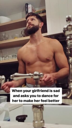 Hunter March Instagram - Flowers and chocolate apparently don’t hit the same 🤦🏻‍♂️