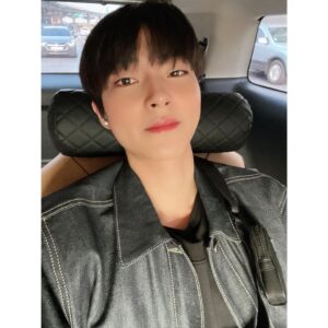 Hwang In-yeop Thumbnail - 4.4 Million Likes - Most Liked Instagram Photos