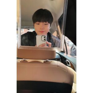 Hwang In-yeop Thumbnail - 4.5 Million Likes - Most Liked Instagram Photos