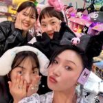 Hwasa Instagram - 스며든다 🫠