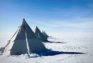 Ian Bremmer Instagram - just back from the south pole : ) no internet, lots of ice…

getting ready for a globally intense 2024. our @eurasia__group top risks coming monday!