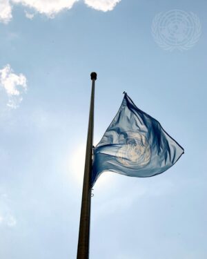 Ian Bremmer Instagram - united nations workers hold moment of silence & flies flag at half mast to honor > 100 employees killed in gaza