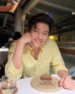 Iang Sittha Sapanuchart Instagram - Happy 32th Birthday to me 🤣
