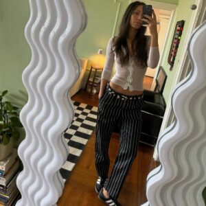 Ilfenesh Hadera Instagram - In a nutshell

Pant @ragandbone men
Top @onlyhearts1978 
Shoe @alex.soroken ♥️🔌
