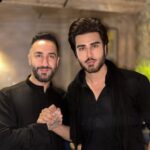 Imran Abbas Instagram – Friends may come and go, but the ones who become like brothers are the ones who stay forever. 

With my dear brother and one of the most eminent religious scholars and historians of our time @sayedammarofficial .