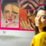 Inchara Joshi Instagram - It’s summer and people love to pamper their skin and hair …so it’s the right time to take care of your body . What are you guys waiting for go to @unisex_volumez nagarbhavi right now and feel refreshed!!! Loved the experience thank you @unisex_volumez ❤️❤️ Nails by @deepu.pari3 ❤️ Hair by @yameenhairdresser ☺️ #viral #trending #unisexvolumez #actor #incharajoshi #inchu #inchara #hair #skin #facepack #nailextension #haircolor #kannada #cute #katheyondushuruvagide #serial #movie