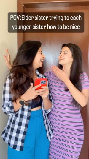 Inchara Joshi Instagram - Pov: Elder sister trying to teach* her younger sister how to be nice 🤣🤪

#inchu #inchara #viral #trending #mansi #incharajoshi #mansijoshi #cute #actors #heriones #kannadafilmindustry #kfi #serials #kannada #telugu #tamil #instagram #reelsinsta #instagood #instalike #instareels