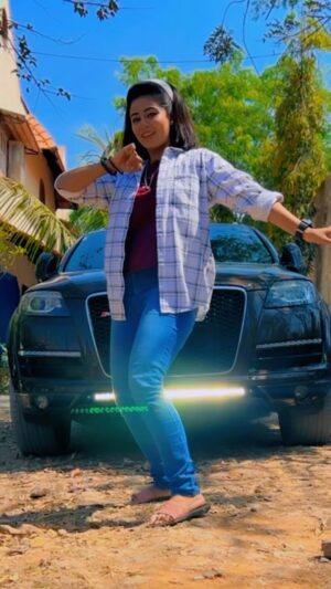 Inchara Joshi Instagram - nenjiljiljil 🧿❤️
Vc: @hubli_huduga569 

#nenjiljiljil #viral #trending #tamilsongs #cute #dance #tamilcinema #vidyavox #kfi#kannadaactress #acting #actor #katheyondushuruvagide #sahana #sahanayathi #sahana❤️yathi #cutest #dancereels #radhika #mattigajulu #starsuvarna #telugu #tamil#starvijay #suntv #viralvideos #india #reelsinstagram #instalike #instagood