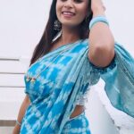Inchara Joshi Instagram - Ghode pe kyun savaar hai ❤️ In between Mattigajlu shoot Mumma’s saree always makes feel more beautiful ❤️🧿 @jyothijoshi2 #incharajoshi #inchu #trendingreels #inchara #viral #qala #ghodeypesawaar #baggagelost #actress #actor #actorslife #saree #india #katheyondushuruvagide ##shahana #mattigajulu #radhika #cute #sareestyle #retrosong