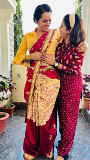 Inchara Joshi Instagram - Patili kamariya dekho @bhavani_prakash8 ❤️ 

#patlikamariya #inchu #incharajoshi #bhavaniprakash #transistionsongs #trending #instagram #instareel #viral #hindisongs #cute #serial #kfi #katheyondushuruvagide  #starsuvarna @starsuvarna #sahana #mathangi #cutestjodi #instadaily #patlikamariyadancechallenge #actor #actresses #actorslife #sandalwood #puneethrajkumar #sudeep