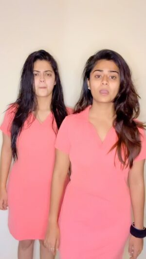 Inchara Joshi Instagram - Wait for the transition❤️🧿
@mansi._.joshi ❤️ 

 #mansijoshi #incharajoshi #inchu #viral #trending #cute #loveyousomuchiwannakillyou #monicaohmydarling #reels #sisterlove #dance #rajkumarrao #duetreels  #kannada #kfi #herione #mansiinchara #sistergoals #doglover