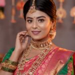 Inchara Joshi Instagram - ❤️🧿Saree means simplicity and sophistication❤️🧿 Mua:@miss_kolhar_makeovers @miss_kolhar_ ❤️ Jewellery: @beadedtreasuresjewelry Photography : @vishnu_vcaptures Academy: @snehakiranmakeoverartist #inchara #inchu #incharajoshi #viral #trending #cute #actor #traditional #sahana #katheyondushuruvagide #starsuvarna #zeekannada #actorslife #portfolio