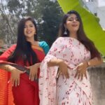 Inchara Joshi Instagram - Sawan ko pani ❤️🧿 #inchara #instagram #incharajoshi #inchu #mansijoshi #saavanmain #savankopani #sisters #cute #trending #viral #dance #nepalisong #actor #actorslife #kannadaserials #instagood #instadaily #reelsinstagram
