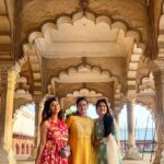 Inchara Joshi Instagram - 🧿❤️"The love of a family is a life's greatest blessing”🧿❤️ #incharajoshi #mansijoshi #jyothijoshi #agra #newdelhi #actors #kannada #family #vacation #delhi #agrafort #familia #anguribagh Red Fort Agra India
