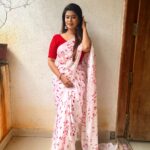 Inchara Joshi Instagram - 🧿❤️Saree has the potential to wake up the diva in every woman🧿❤️ #saree #incharajoshi #inchu #inchara #viral #trending #sareepic #actor #cute #redsaree #kannadaserial #kannadathi #serialactress ##sareelover #sandalwood