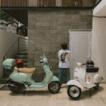 Iqbaal Ramadhan Instagram – My Darling🤍

Episode 2 #Iqbaal bersama Om @jujukmargono sudah tayang di YouTube @vindes.ig. Link di bio!! 🛵 

Photos by @jozz_felix 📸 Lebih Baik Naik Vespa