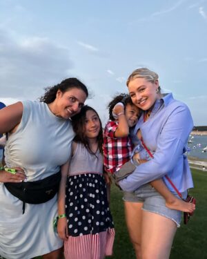 Iskra Lawrence Instagram - My family

My home, here in Austin. How did this girl from a small town in the middle of England (that even most English people haven’t heard of) end up here

If you ever would have asked me this is what my life would be I would have never believed it

Yet it feels so familiar, like I already knew this is exactly where I’m meant to be 

If you’re questioning where you’re going to end up…just let God, your gut, your energy lead you, because you’re already on your way

My heart is so full of love, thank you @lmcingvale for bringing us together every year for the most special celebration I’m forever grateful