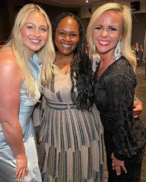 Iskra Lawrence Instagram - Thank you @lastylemagazine for honoring me with this award and @fionamacpa for the certificate from the State of California for my impact of raising awareness of EDs and pushing unretouched, inclusive marketing in the fashion industry - I never could have dreamed of being in a room with so many powerful women and change making humans. This was such a special evening that I’ll remember always, and thank you @rosgold for being by my side to experience this and make it all possible💕 

Shoutout to Ros for pulling this look together in less than 24 hours and to all the wonderful PR teams who wanted to dress me:
Dress + Blazer - @reformation 
Shoes - @louboutinworld 
Earrings - @muglerofficial x @hm