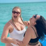 Iskra Lawrence Instagram - It’s ok to not be ok. What does that mean to you? For me it frees me from feeling like perfect exists Or the expectation that everyday will feel the same, and that unknowing as scary as it that exploration of yourself and the world is what living is all about Your feelings are always valid, and if someone tells you otherwise they’ve got their knickers in a twist 🤷‍♀️ Is there a reminder you’re telling yourself in 2024 or a phrase that empowers you? Turks And Caicos