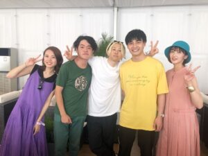 Issei Kobayashi Instagram - . . . ROCK IN JAPAN FES. ありがとう！ . . . BUMP OF CHICKEN チャマさんと . . . 俺のロックスターたちは 今まで見た何よりも最強でした . . . #rockinjapan2019 #bumpofchicken #chama さん